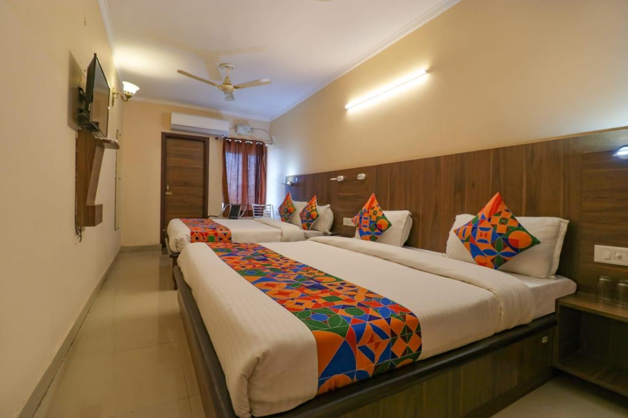 Hotel Golden Sunrise Inn Амритсар Экстерьер фото